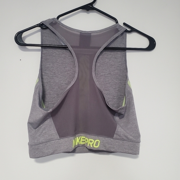 Nike Gray and Neon Crop Top - Picture 5 of 6